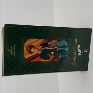 New 1996 Hallmark Special Edition Yuletide Romance Barbie (Third in a Series)